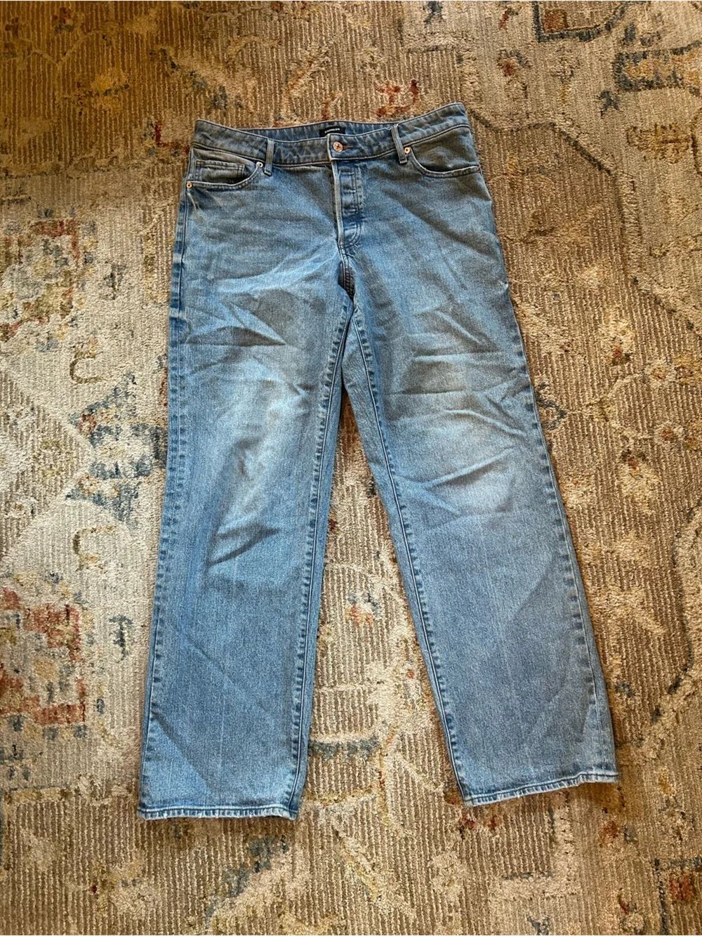 Express Women's Straight Leg Jeans in Light Blue Denim